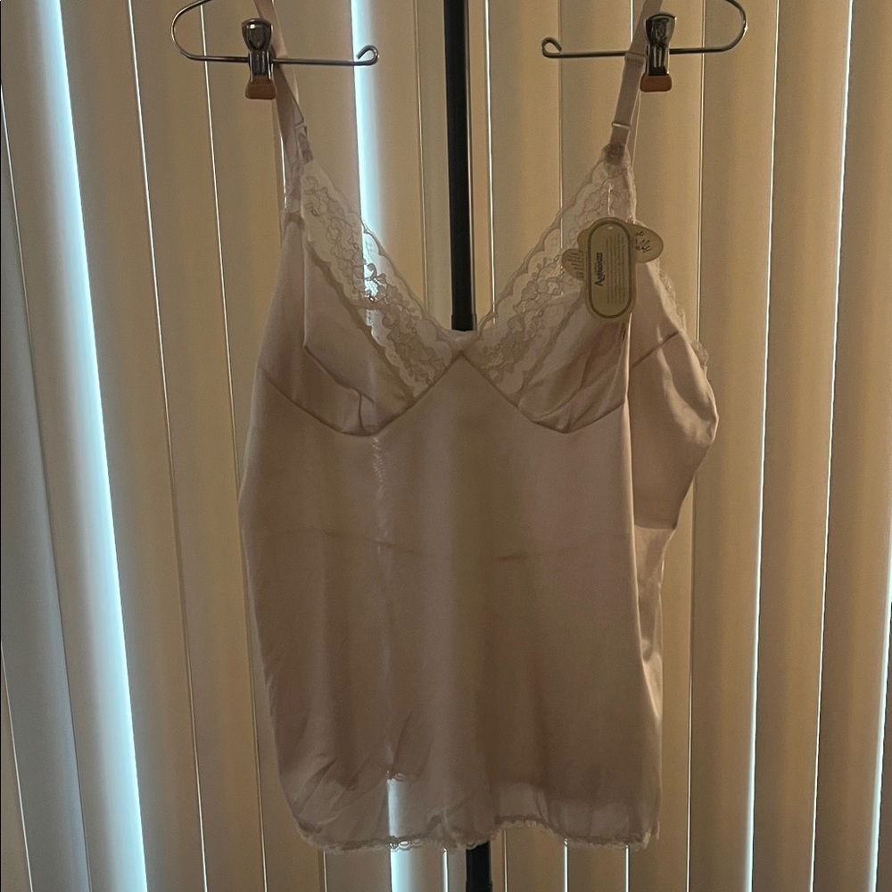 Vintage Lace Trim Camisole NWT Size M